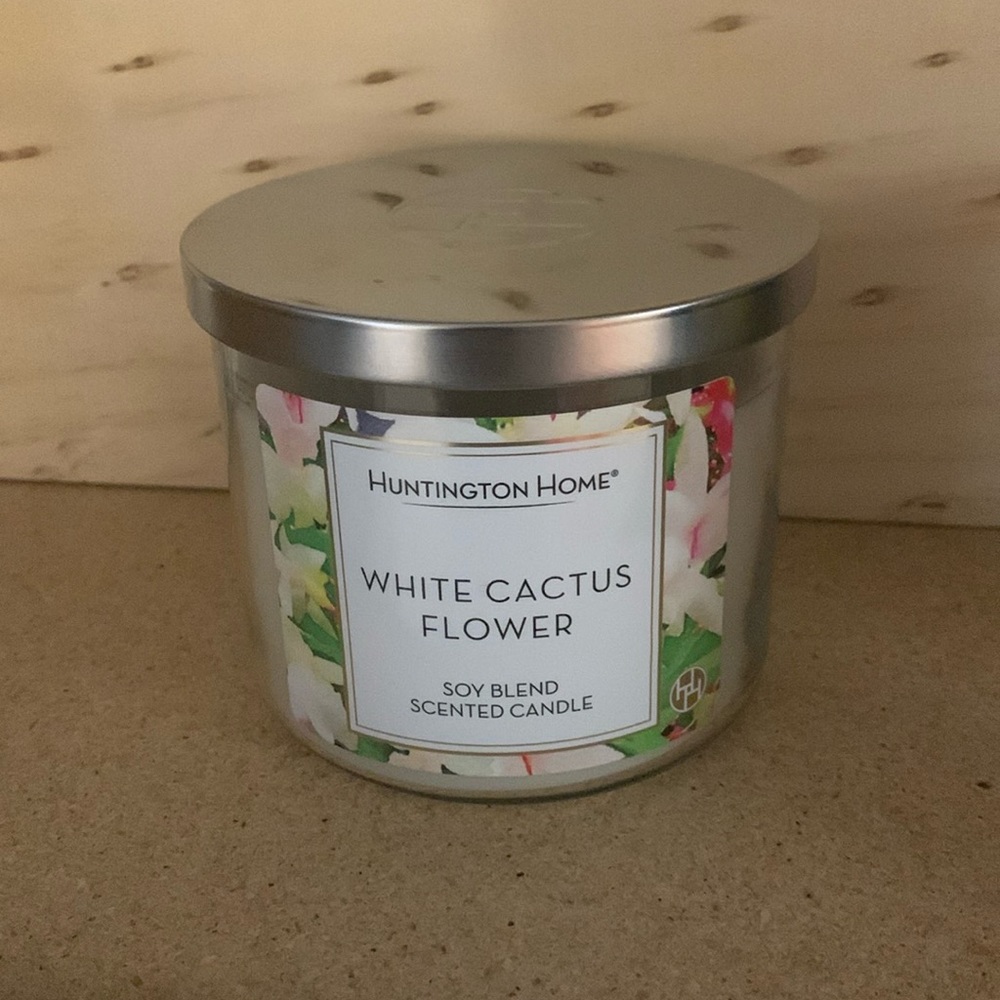 White Cactus Flower, Soy Blend 3 Wick Candle